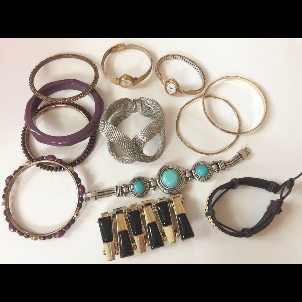 Lot of 12 bracelets and watches
